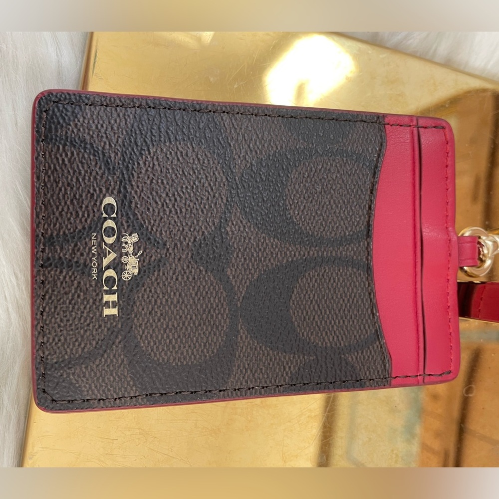 Coach Brown Signature Cardholder with Red Trim and Gold Hardware Unisex - Picture 2 of 8